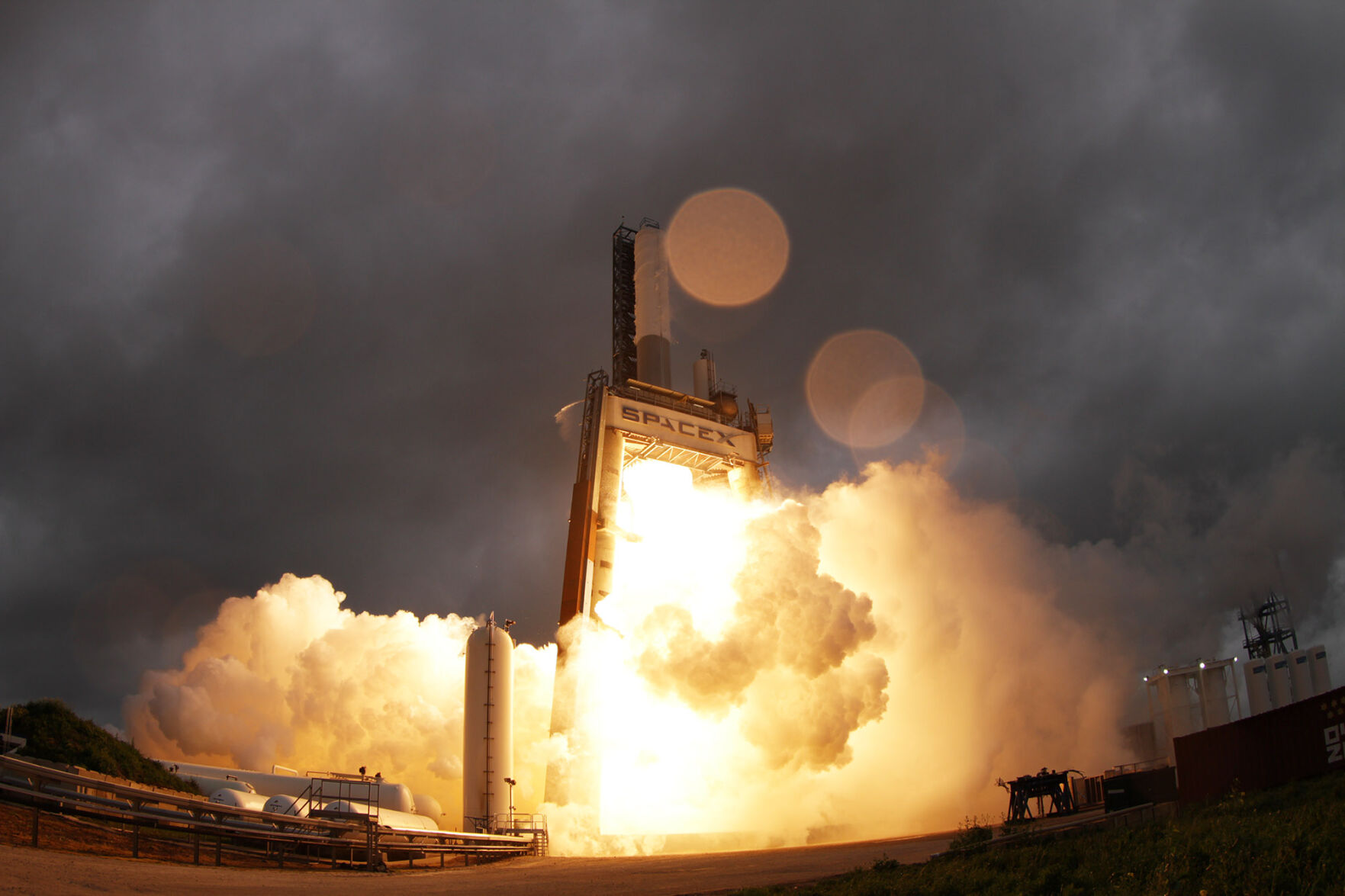 041522-wac-loc-spacex-file3.JPG (copy)